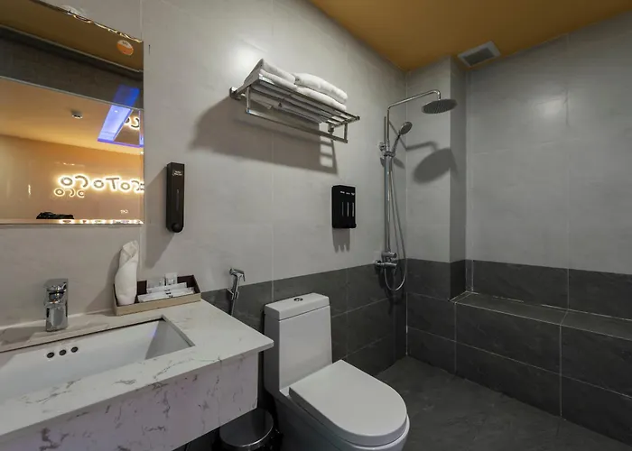 Deluxe King Room