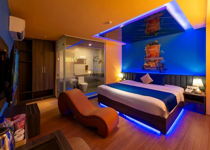 Deluxe King Room